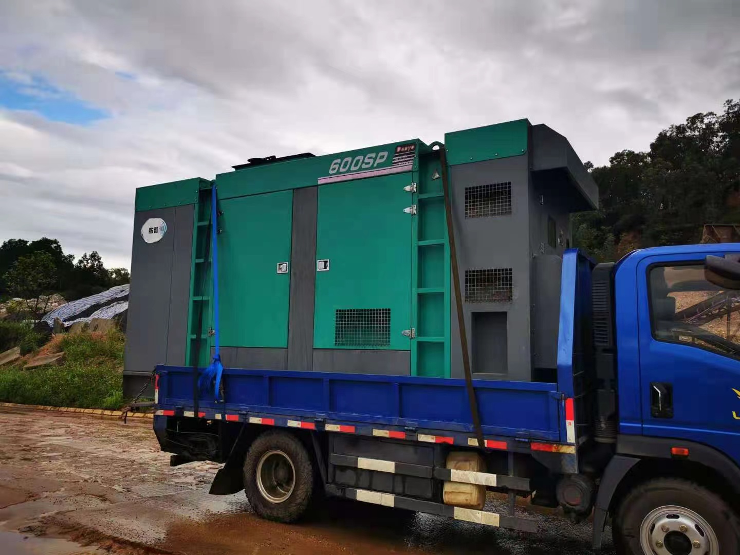 河源源城區(qū)柴油發(fā)電機(jī)租賃